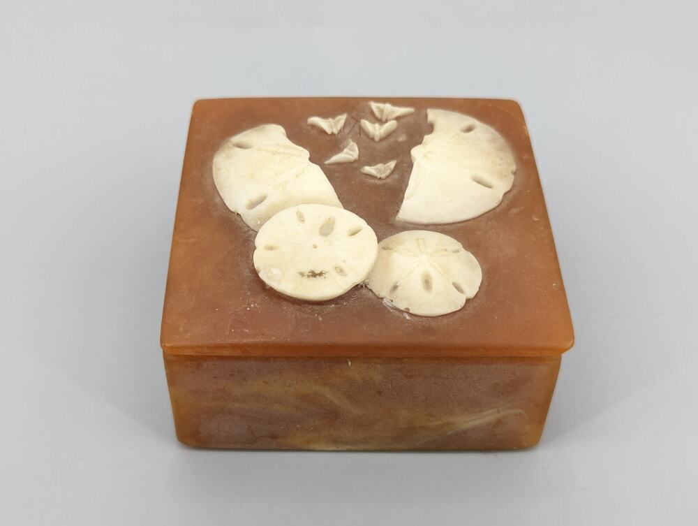 Design Gifts Vintage Orange Square Jewelry Trinket Box White Sea Shell Lid 3.5"